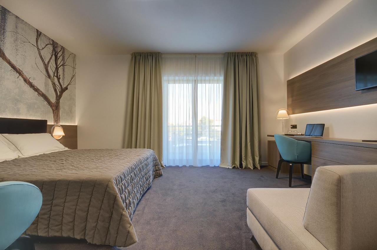 Residence Ровинь Экстерьер фото